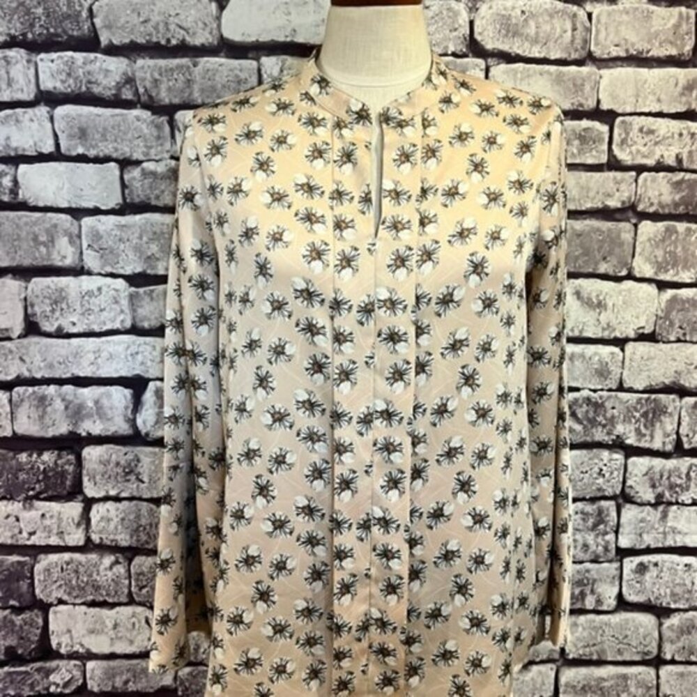 Banana Republic V-Neck Long Sleeve Blouse Size Medium